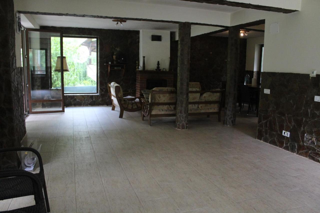 Havva Hotel Calimanesti Ngoại thất bức ảnh